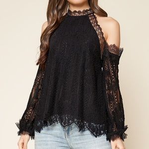 Yelum Carolyn Boutique - black lace top 💕
